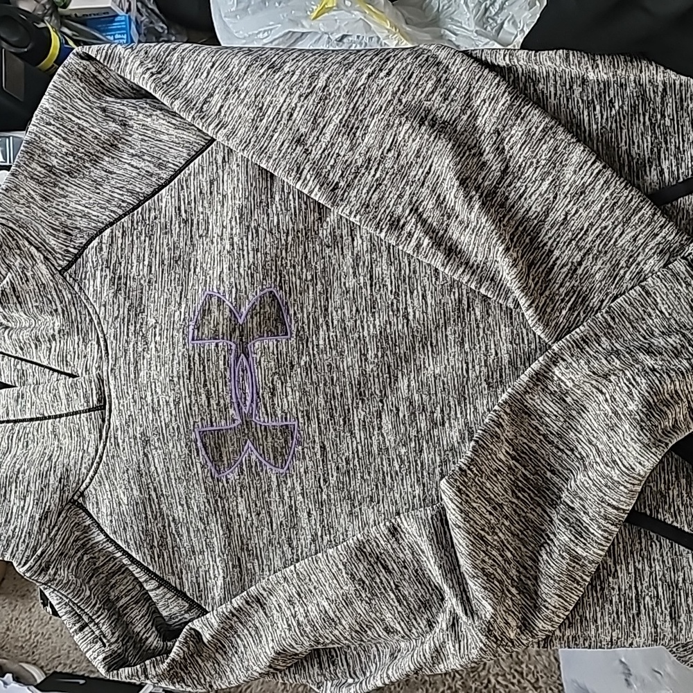 Under Armour Size Small Gray Hoodie